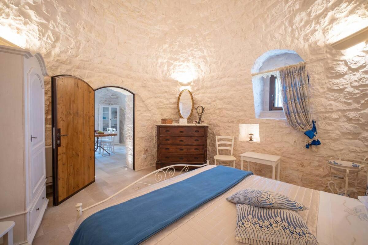 Valle D'Itria Trulli E Alcova Mikael Чистернино Экстерьер фото